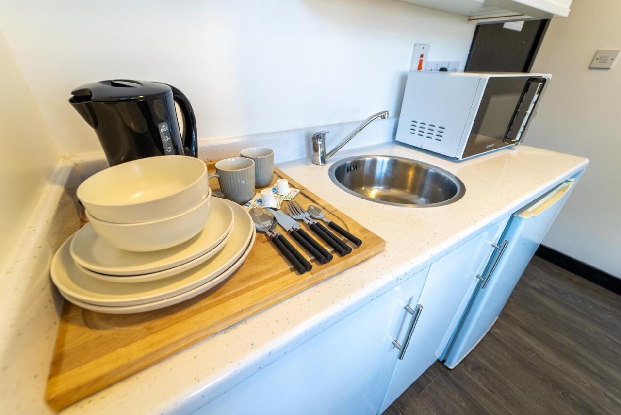 Staysa Equipped Studios Near Qe And Uob In Guesthouse Close To The City! Birmingham Pokój zdjęcie
